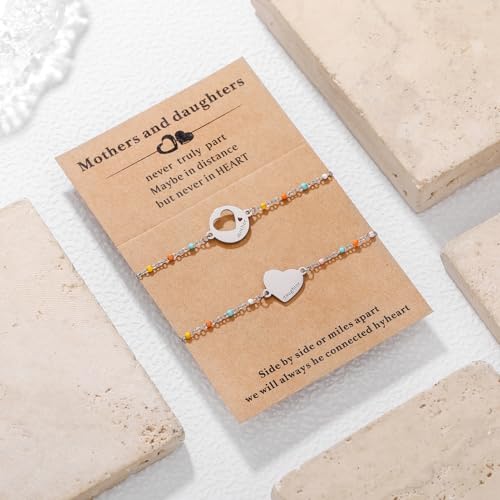 Image of DS Mother Daughter Bracelets Set,18K Gold Plated Stainless Steel Heart Jewelry for Women Girls,Mothers Day Gifts for Mom /Daughter,Adjustable Matching Bracelets for Mommy and Me gift box packaging