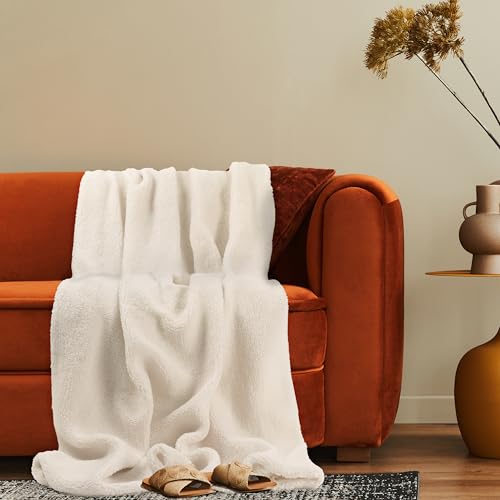 Paco Home Deko Wohnzimmer Decke Kinderzimmer Kuscheldecke Tagesdecke Waschbar Sofadecke Teddy Fell Flauschig Modern Uni, Farbe:Creme, Größe:150x200cm
