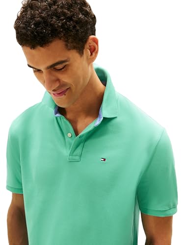 Image of Tommy Hilfiger Men's Short Sleeve Cotton Pique Polo Shirt in Classic Fit