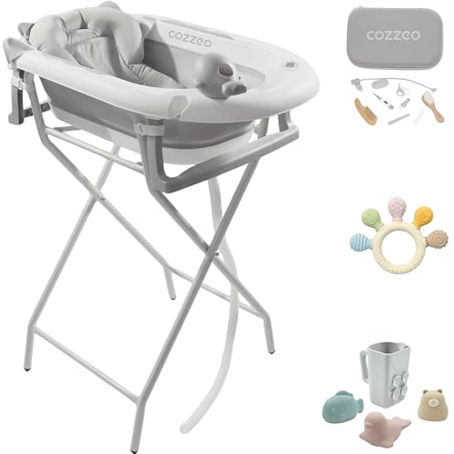 cozzeo Baignoire Pliable Bébé sur Pied - Avec Trousse de Soin Bébé - Jouets de Bain et Tasse de...