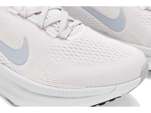 Image of Nike Womens Vomero 18