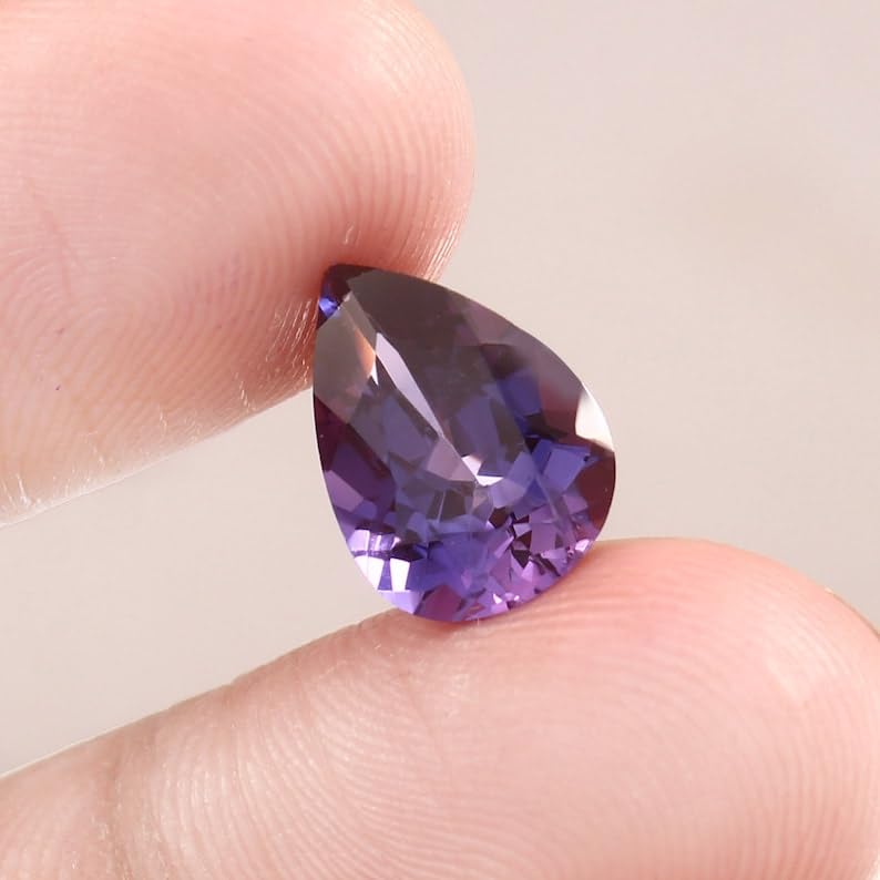 Saphir Taafféite naturelle poire pour bague et collier fait main - 4