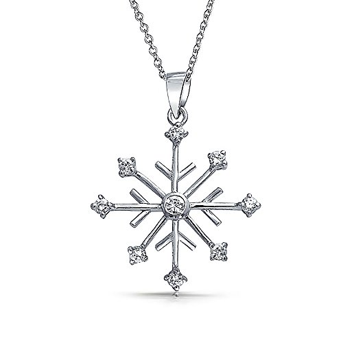 Collier flocon de neige de Noël à porter lors de vos soirées et fêtes de fin d'année