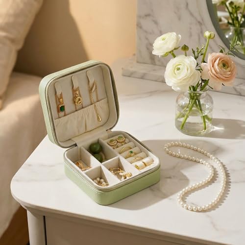 Image of CASEGRACE Travel Jewelry Case, Small Jewelry Box Portable Jewelry Travel Organizer Display Storage Case for Rings Earring Necklace Bracelet, Gift for Women Girls, Green