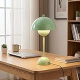 lampara diseño industrial Diseño vintage retro con estilo moderno La lámpara de mesa ALPINALUZ combina diseño retro, industrial y minimalista en una pieza decorativa elegante. Su pantalla tipo flowerpot con líneas suaves aporta un toque sofisticado a dormitorios, salones u oficinas modernas.