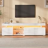 QSOST Meuble TV 180 cm Blanc Laqué avec LED – Meuble de Rangement 3 Portes en Panneau de Particules – Étagère en Verre trempé réglable – pour TV Jusqu’à 80 Pouces,Banc TV en Bois,pour Le Salon
