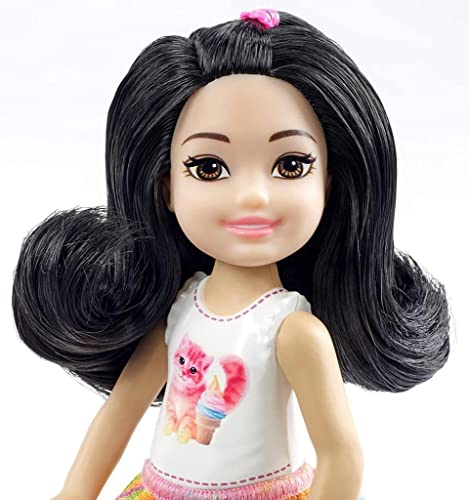 Muñeca Barbie Club Chelsea pelo negro miniatura 2