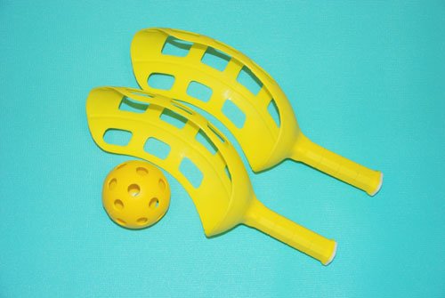 212 Main Scoop Ball Set - Set of 2 Scoops and 3.625 Inch Ball