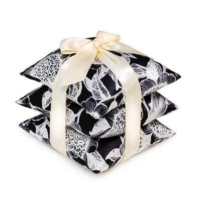 ELIZABETHW Carmel Daisy Silk Sachet Set de 3