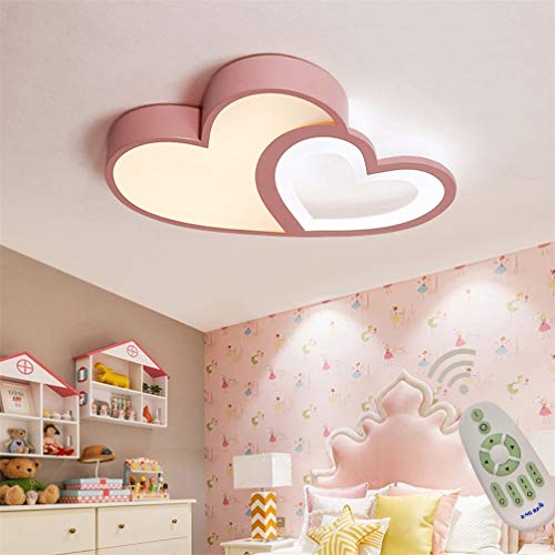 Chambre d'enfants lumineuse et rassurante grâce au plafonnier coeur télécommandé
