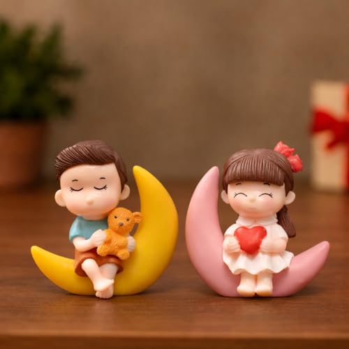 CraftVatika Valentines Love Moon Couple Miniature Figurine Valent...