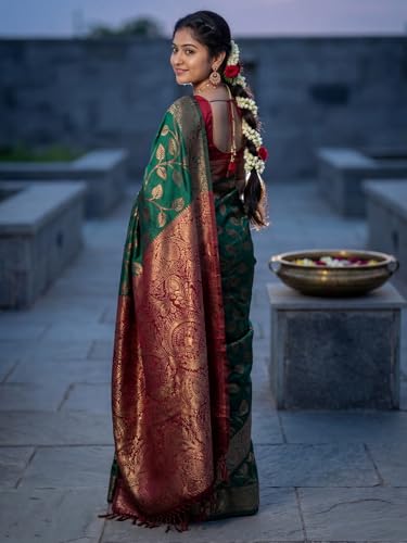 Image of AKHILAM Women's Kanjivaram Woven Soft Silk Saree With Blouse Piece