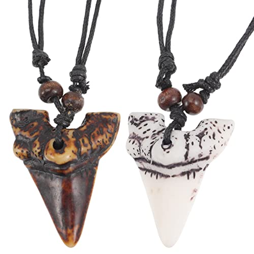 Questa collana con denti di squalo è super cool da indossare sulla spiaggia, ti fa diventare più accattivante.