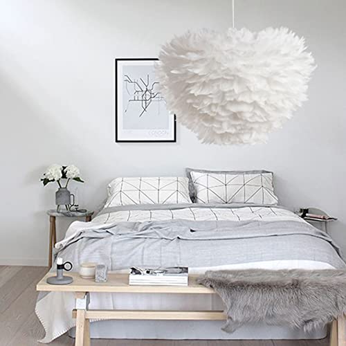 Lustre plume blanche pour chambre de fille et ambiance douce - 2