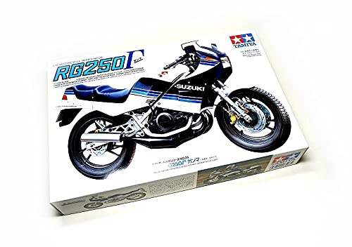 Maquette Suzuki RG250F Tamiya 1/12 moto de course rétro nippone