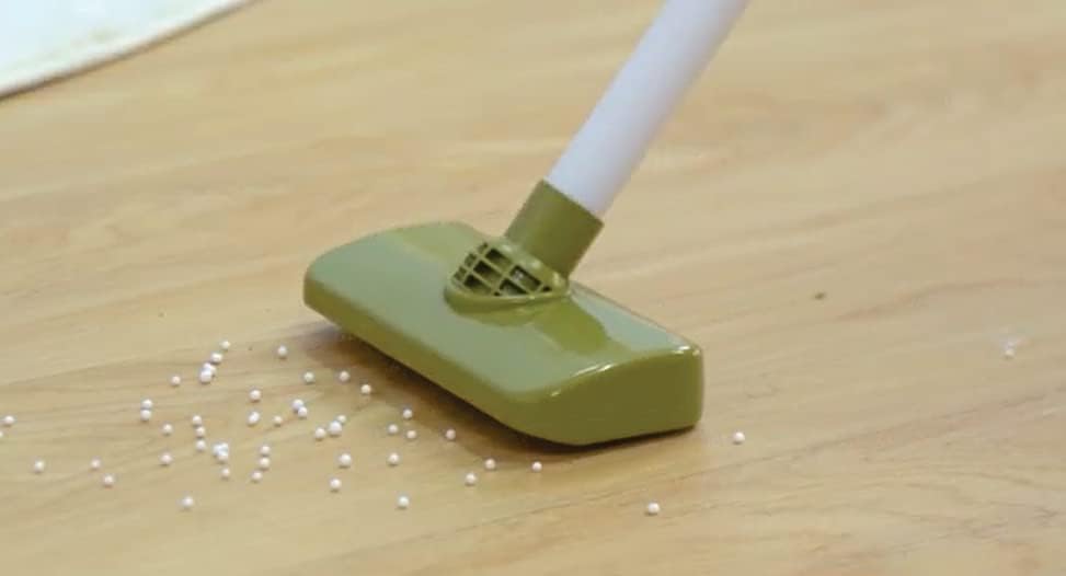 Miniatura 5 de Juego de limpieza con aspiradora para niñas y niños +3 años por VALESSATI