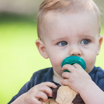 WubbaNub Infant Pacifier - Brown Puppy