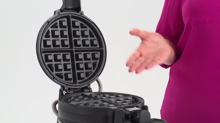 BLACK+DECKER Rotating Waffle Maker, Black, WMD200B