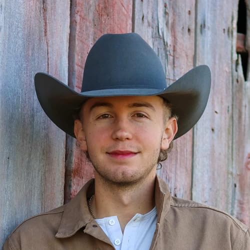 Hank Ruff: Building His Own Path in Traditional Country