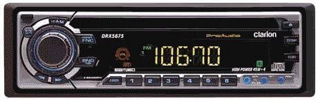 Iwaju view ti sitẹrio ọkọ ayọkẹlẹ Clarion DRX 5675 R pẹlu ifihan ti o fihan 'FM 106.70' ati awọn bọtini oriṣiriṣi.