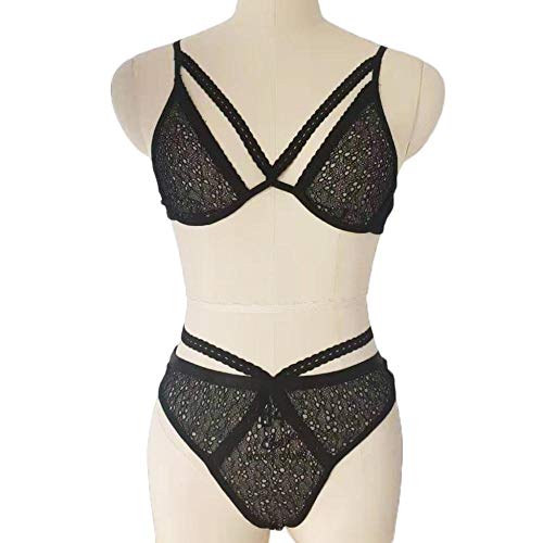 Lingerie érotique femme sexy pour raviver la flamme lors d'une party privée