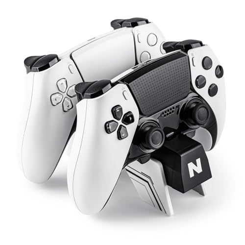 Listado y reviews de Estación diseño los mejores 10. 27 Nitho Estación de Carga Compatible con 2 Mandos PS5/ Edge, Estación de Recarga Doble USB con Diseño de Carga Vertical Click-In y Protección contra Sobrecargas, Blanco