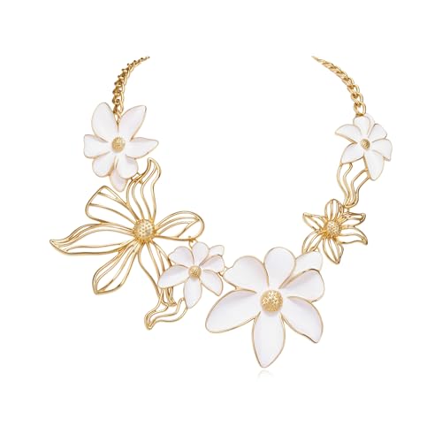 Collier émail blanc et grandes fleurs pour égayer un décolleté uni
