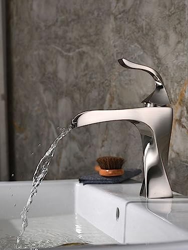 Robinet cascade de lavabo mitigeur de salle de bains noir Nero