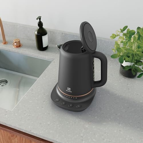 Electrolux E7K1-6BP Explore 7 Kettle | 2400W, 1.7L Kapasite, Kireç Filtresi, Otomatik Kapanma, Sıcaklık Ayarlı Kettle | Çay, Kahve ve Sıcak İçecekler İçin - Görsel 4
