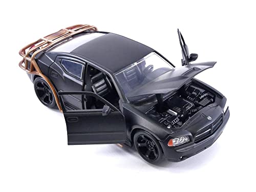 Jada Fast & Furious 1:24 2006 Dodge Charger Heist Car Die-cast Car, Toys for Kids and Adults, Black, 8 inches - Image 4