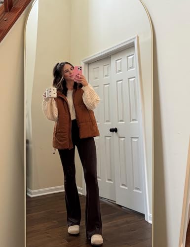 Daacee Women's Oversized Puffer Vest Lightweight Warm Sleeveless Puffy Bubble Outerwear Jackets Coats with Pockets4