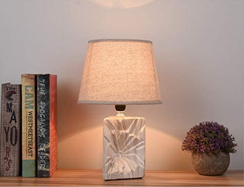 Luminaire durable en céramique rustique et finitions imitation bois au style nordique épuré