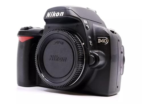 Nikon D40 Digital SLR Camera w/18 – 55 mm Lens