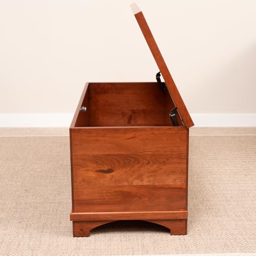 Rustic Red Door Co. Whitley Cedar Hope Chest with Flat Top – Amish Storage w/Anti-Slam Hinges – Blanket Hope Chest Trunks with lock - Solid Wood (Rustic Cherry Wood, Wa. Cherry Stain, 36\") - Thumbnail 3