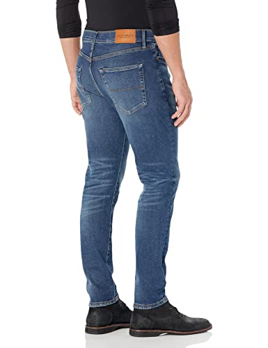 Lucky Brand Men's 411 Athletic Taper2