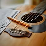 Swhmc Nickel Alliage Chaînes acoustiques de guitare, 6-String Ensemble E-012, B-016, G-024, D-031, A-041, E-049, Clair et doré
