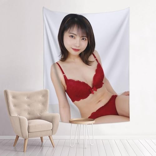 戸田真琴 タペストリー 写真 壁掛け 個性派タペストリー おしゃれ 壁飾り 背景布 家庭用 多機能 リビングルーム 玄関 玄関飾り アートプリント 寝室 壁掛け テレビ 壁掛け 室内 リビング 新築祝い100*150cm 60x40inchの商品画像（Amazon）