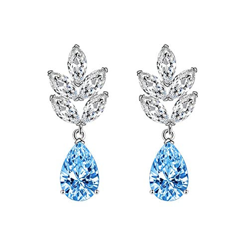 Boucles d'oreilles à goujons étincelantes en zircone cubique et finitions plaquées argent