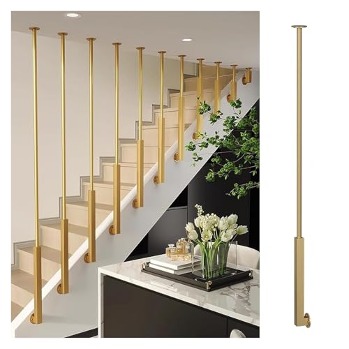 Rampes d'escalier en fer doré idéales pour sécuriser la descente du salon au sous-sol