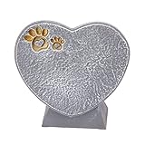 EIMSOAH Herzförmiger Tiergrabstein aus Kunstharz für Hunde und Haustiere, Schriftzug, Outdoor-Dekoration, Ornamente für Haustierbesitzer (Felsgrau)