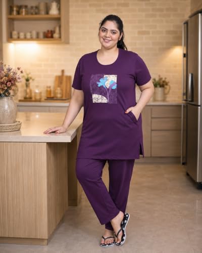 Image of In Love Women's Printed Cotton Plus Size Longline T-Shirt with Pockets | Cotton fabric - soft longline T-shirt with easy plus-size fit