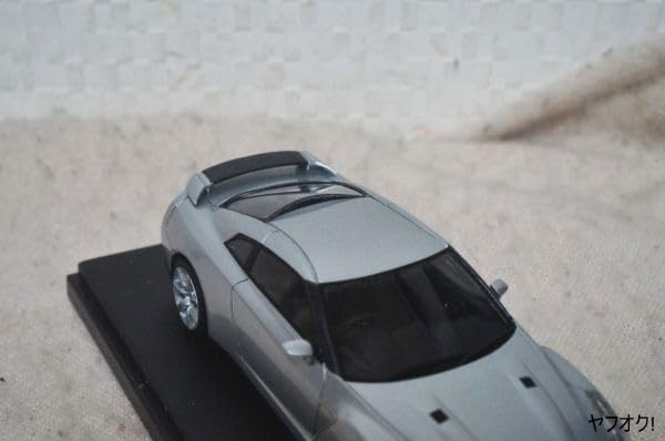Hot Wheels Premium 1:43rd Scale Vehicle, Officially Licensed Replicas for Adult Collectors, Real Riders Tires, Metal/Metal Body & Chassis : Toys & Games - Amazon.com