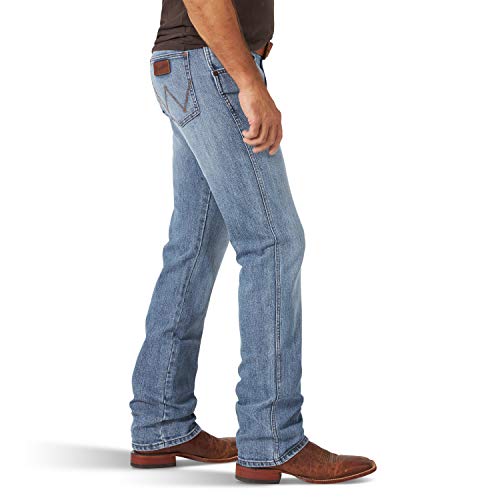 Image of Wrangler Men's Retro Slim Fit Straight Leg Jean