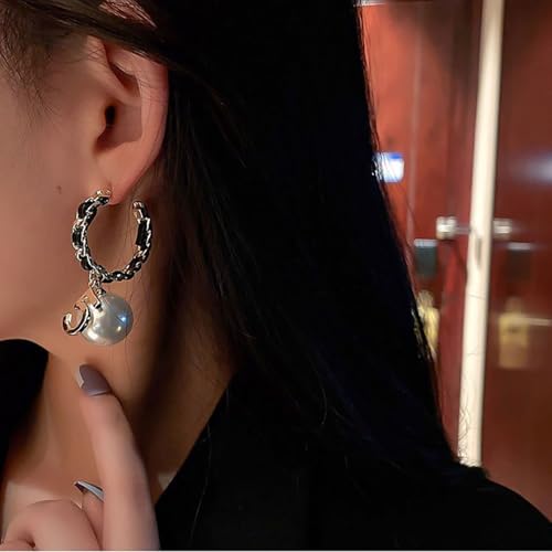 Vintage Number 5 Pearl Hoop Earrings Elegant Pearl Hoop Earrings for Women, Trendy Black Chain Gold Plated Number 5 Dangle Earrings3