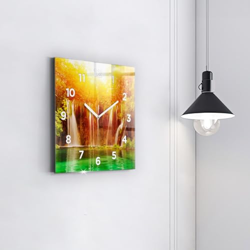 Horloge carrée 30x30 cm Wallfluent à mécanisme silencieux avec aiguilles blanches