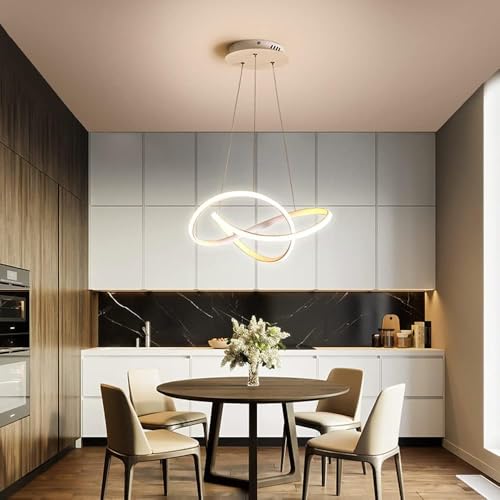 Lampe suspendue linéaire réglable pour illuminer un grand escalier d'entrée