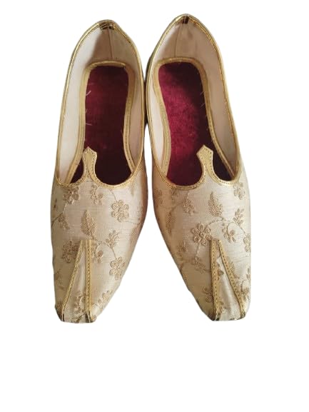Traditional Punjabi Mojari Jutti, Golden Embroidered Ethnic Footwear, Pointed Toe Slip-On Style, Jutti for All Occasion.-image-13