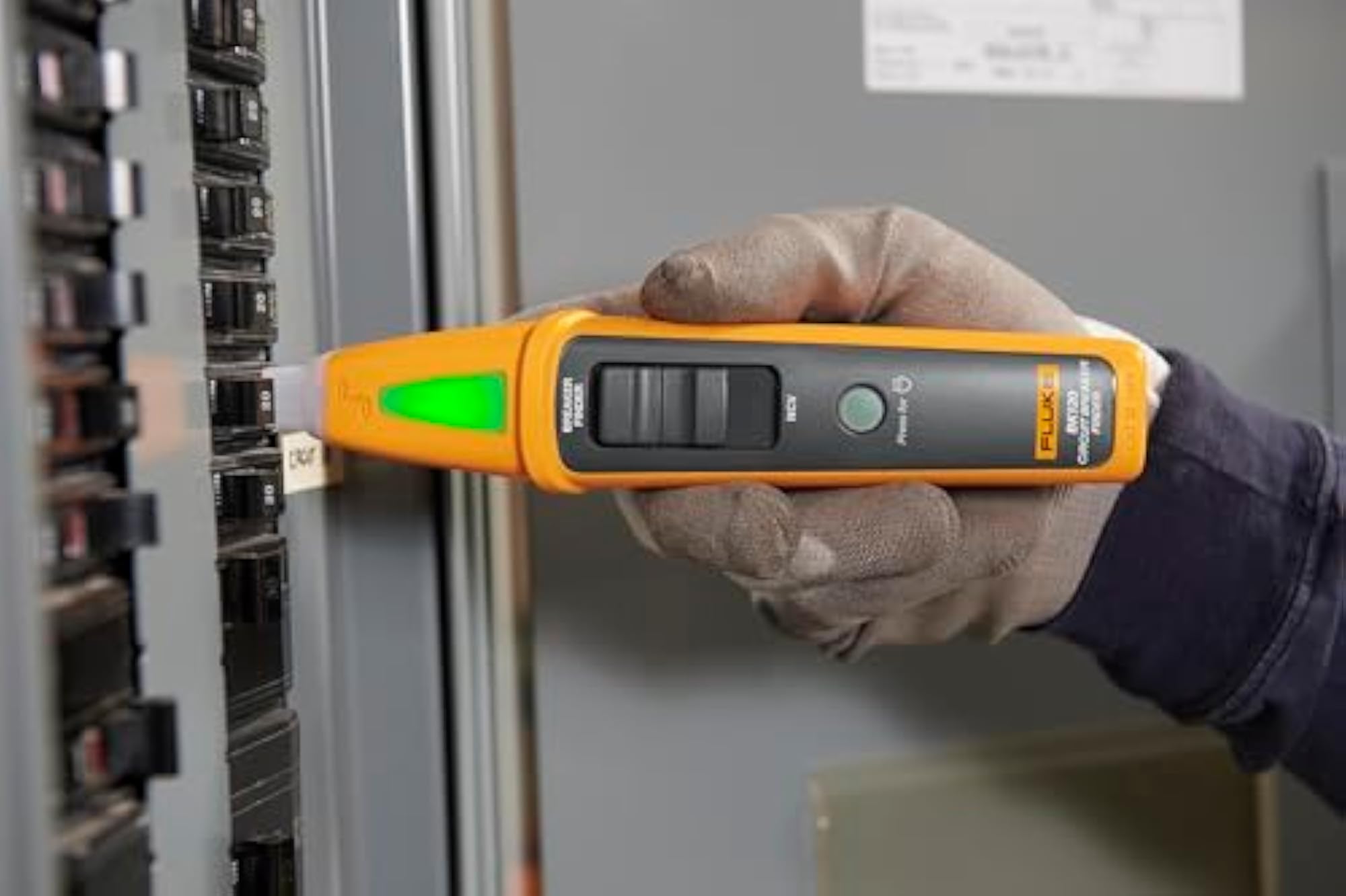 SmartTrace BK120 Circuit Breaker Finder & Socket Tester