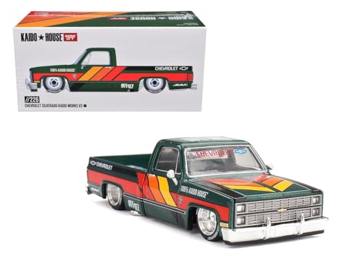 Mini GT Pickup Truck Kaido Works V3 1/64 Dark Green miniatura 1