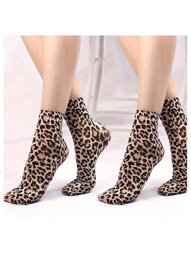 Image of COZYEASE Women's 2 Pairs Leopard Print Ankle Socks Lightweight Soft Casual Y2k Crew Socks Multicolor One-Size